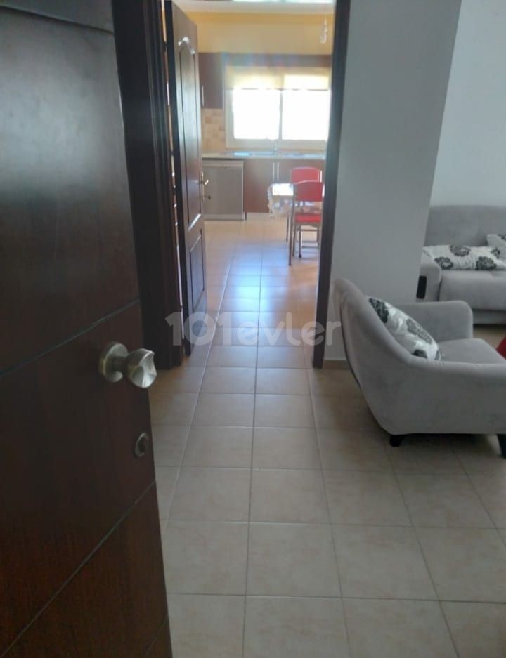 3+1 flat for rent in Gülseren area, furnished, 2nd floor, 600 USD, annual payment, Deposit 600 USD, Commission 600 USD, Dues 300 TL per month.