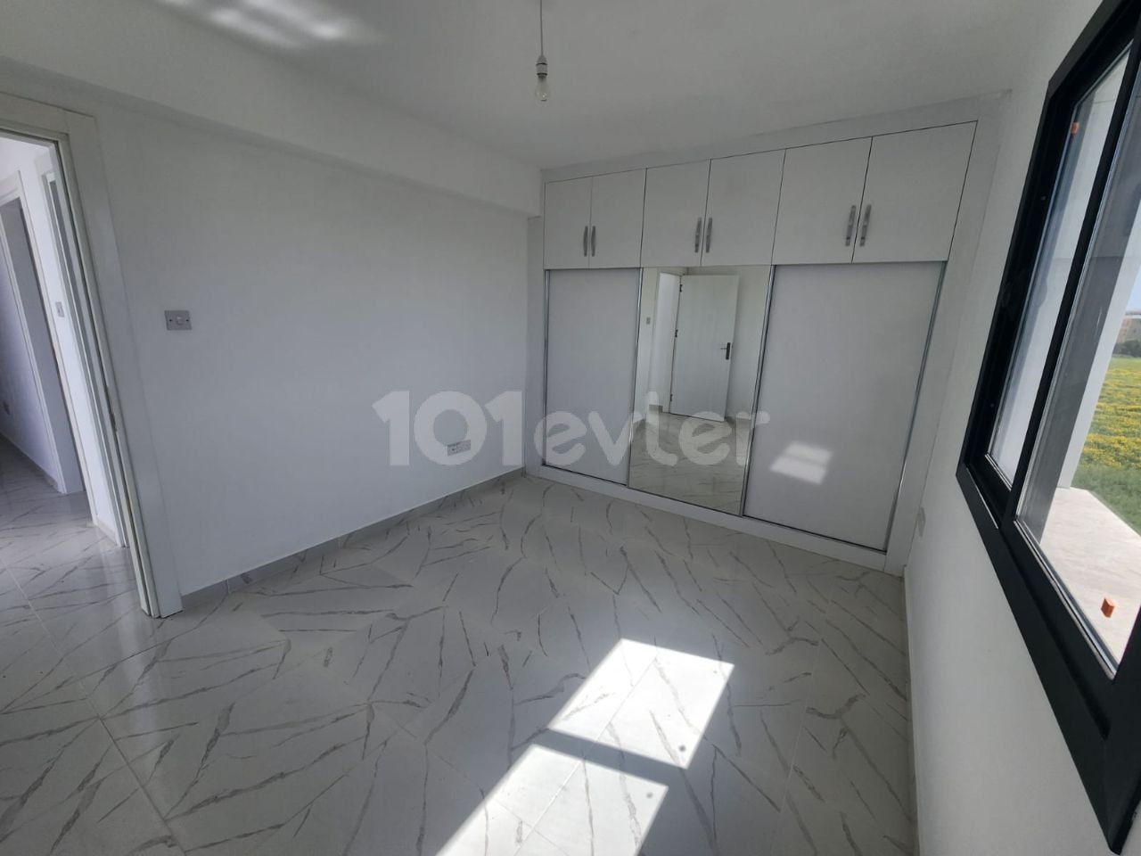 KİRALIK 2+1 PENTHOUSE 100 M2 GENİŞ TERAS 350 £'DAN 6 AY ÖDEMELİ+ DEPOZİT VE KOMİSYON