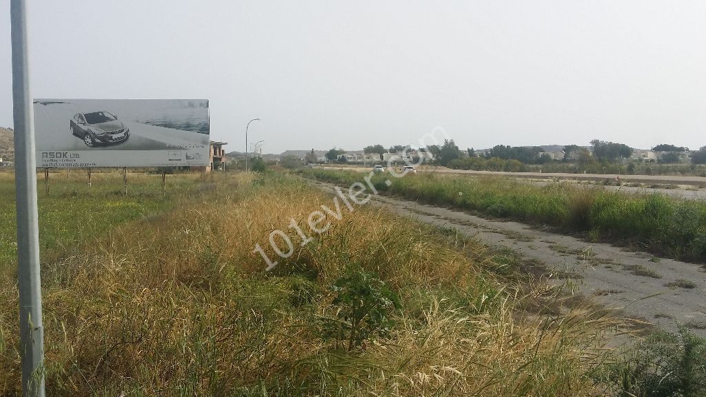 Residential Zoned Plot For Sale in Kalecik, Iskele