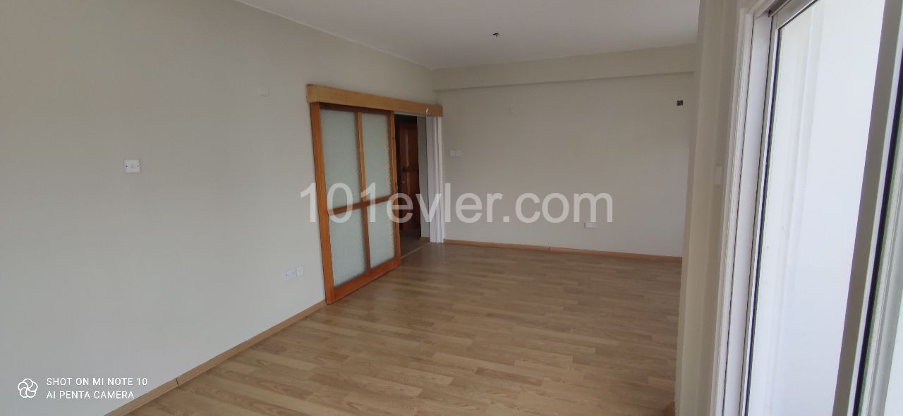 LEFKOŞA ORTAKÖYDE SATILIK DAİRE