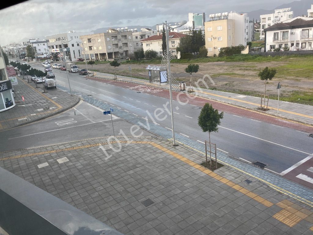 Eben Mieten in Yenikent, Nikosia