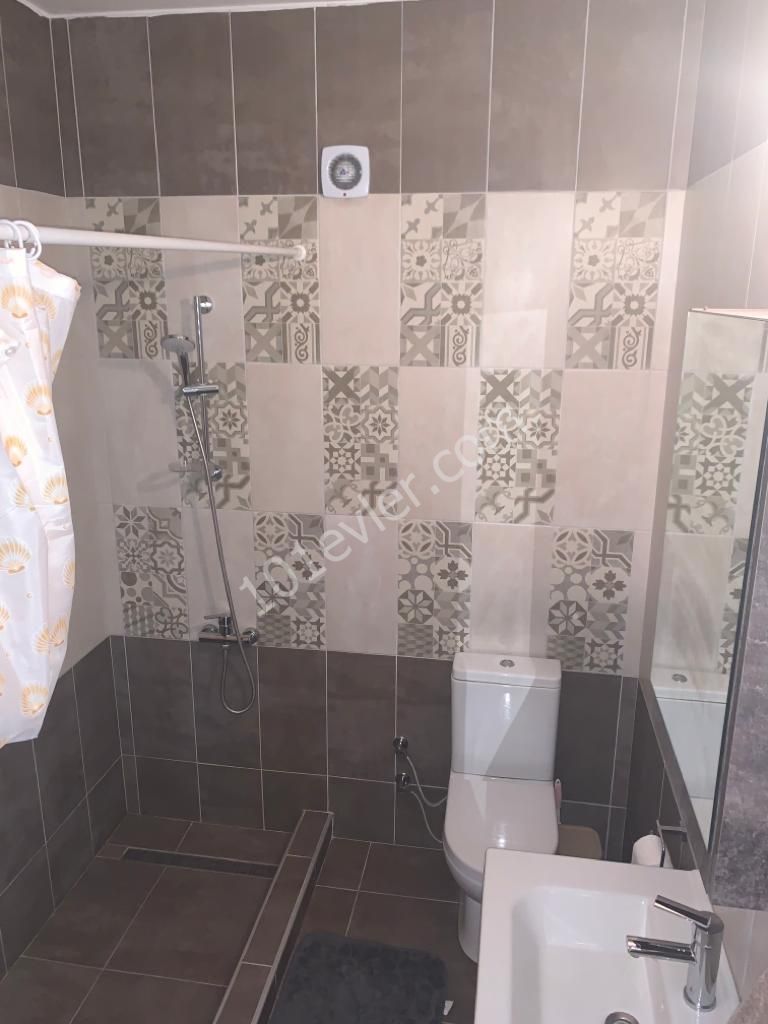 ÖZKARAMAN'dan Yeni Boğaziçi'nde  3+1 kiralık Daire 