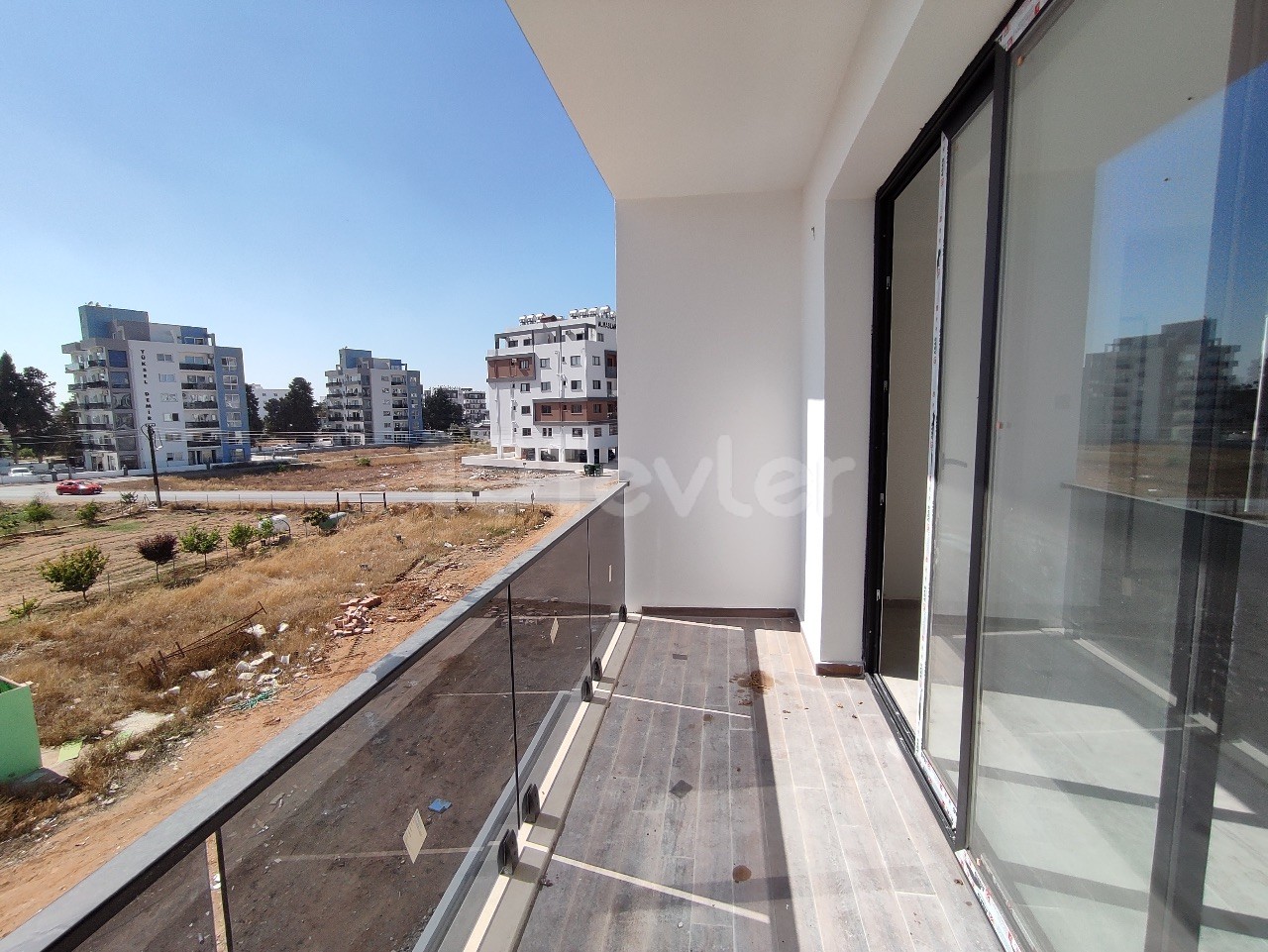 2 + 1 Apartments for Sale in the Canakkale Region from Ozkaraman