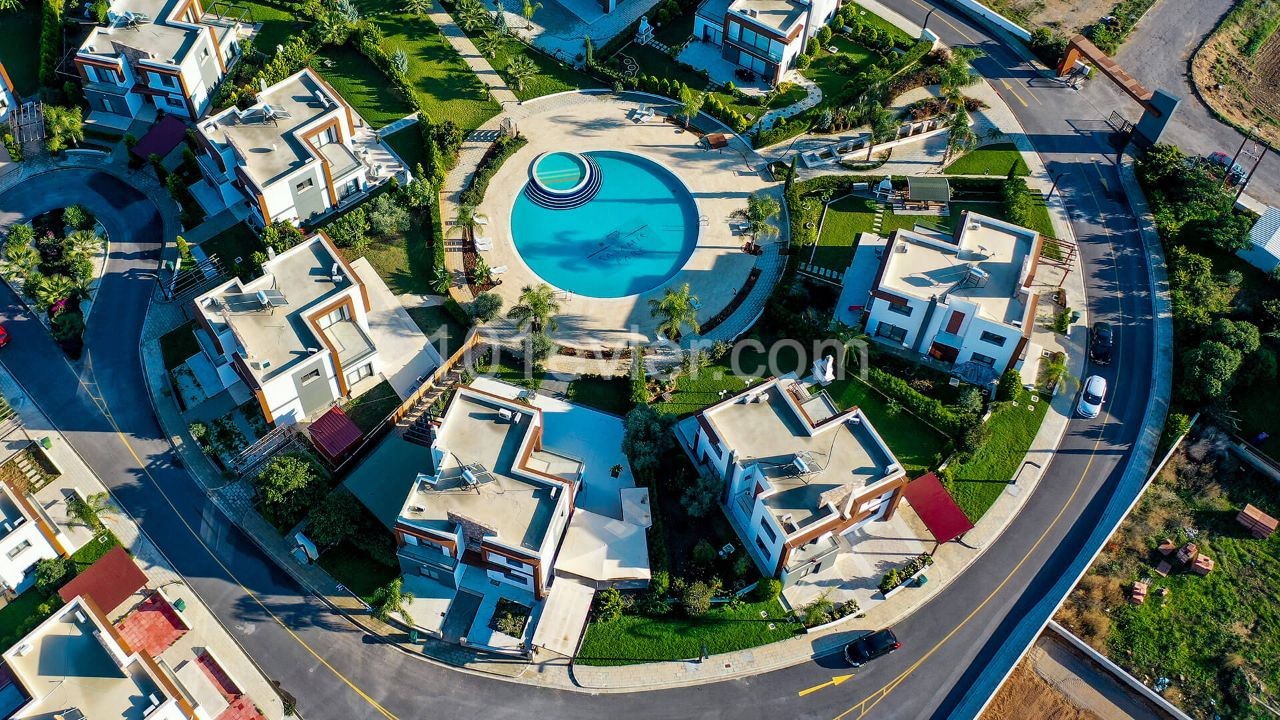4+1 ultra luxury detached villa in Yenibogazici Salamis Park houses from OZKARAMAN ** 
