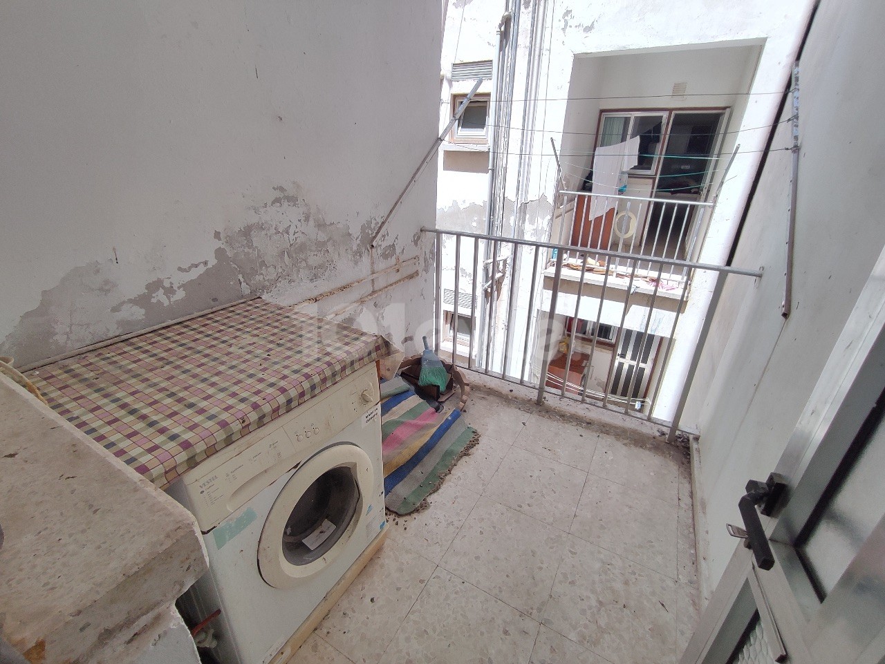 2+1 Flat for Rent from Özkaraman on Famagusta Salamis Road Close to Dau