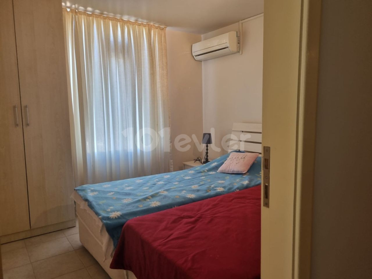 Özkaraman'dan İskele-Boğaz Bölgesi Sun Rise Sitesinde Kiralık 2+1 Daire