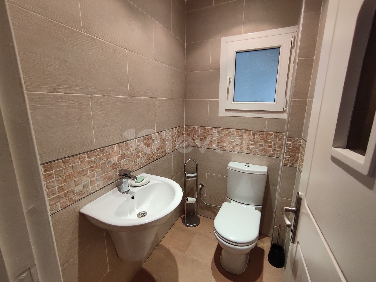 3+1 Ground Floor Flat for Sale in Gulseren, Famagusta from Özkaraman