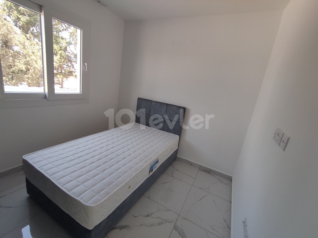 2+1 Wohnung zur Miete in Famagusta / Canakkale von ÖZKARAMAN (jährliche Zahlung) ** 