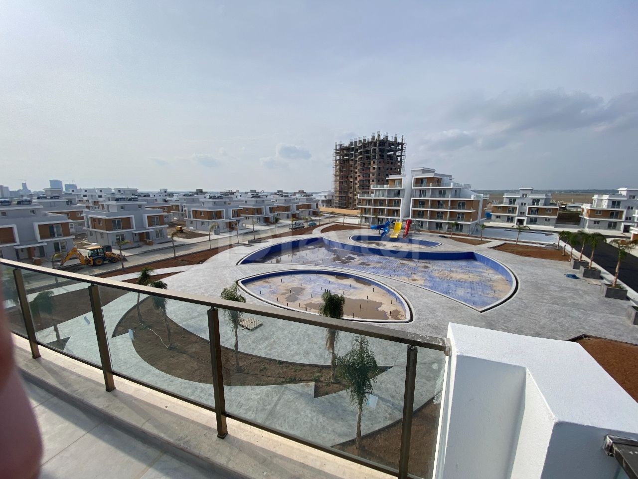 Апартаменты-студио в пентхаусе с видом на бассейн в эшафоте Роял Сан Элита из ОЗКАРАМАНА ** 