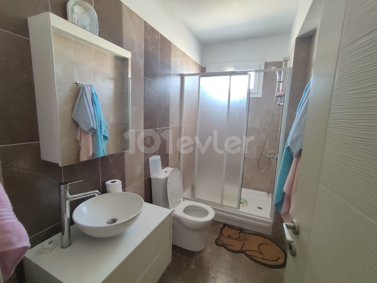 Furnished 2 Bedroom Flat for Sale in Famagusta Sakarya from Özkaraman