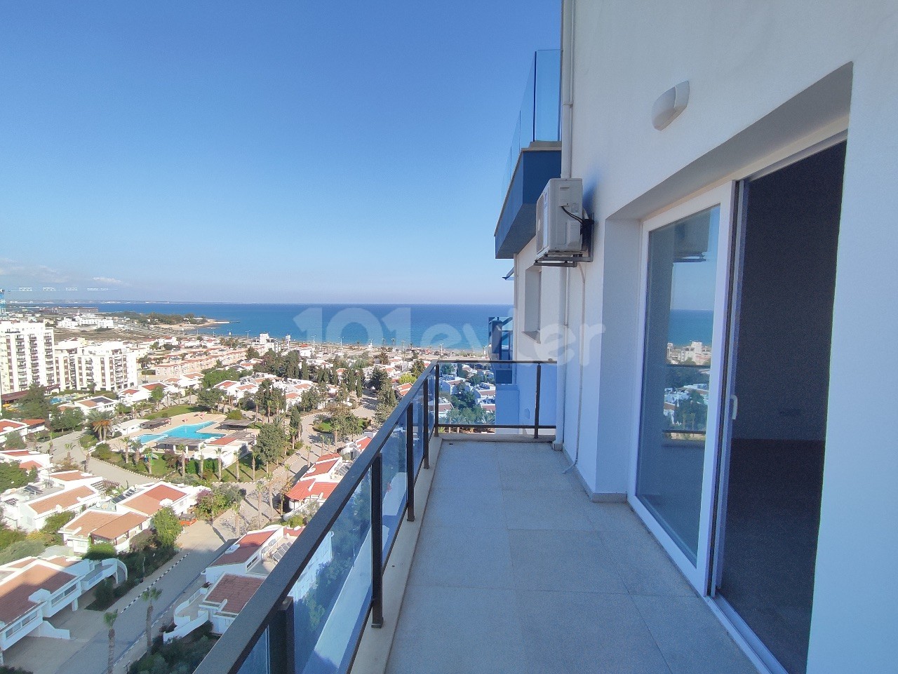 1+0 Flat for Sale with Unique View in Iskele Long Beach from Özkaraman