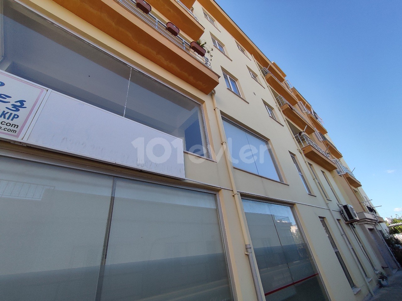 Spacious 2+1 Flat with Turkish Title Deed in Baykal, Famagusta