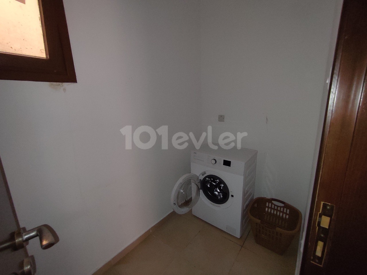 3+1 Flat for Rent in Gulseren, Famagusta from Özkaraman (Contract until the end of August)