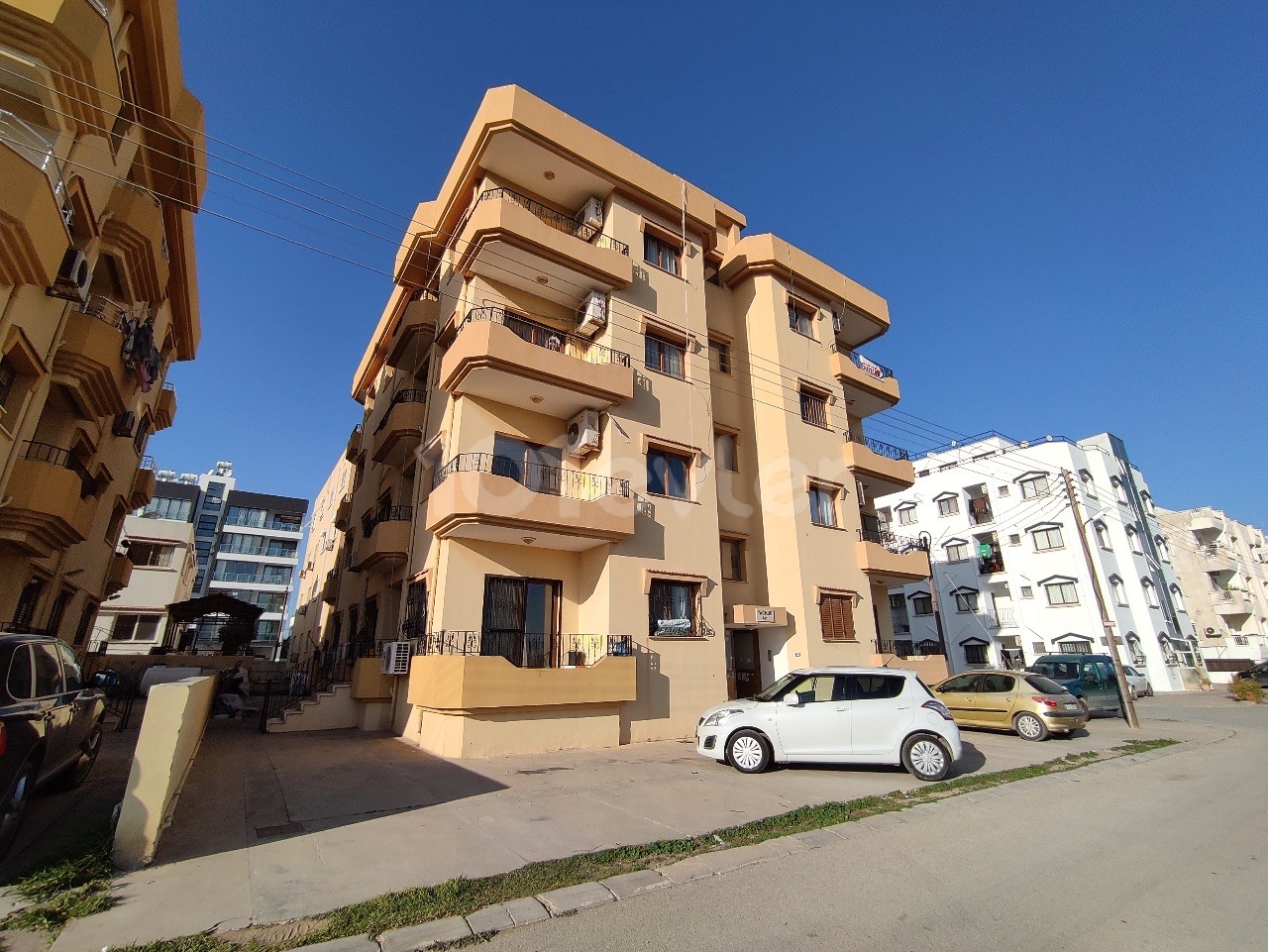 3+1 Flat for Rent in Gulseren, Famagusta from Özkaraman (Contract until the end of August)