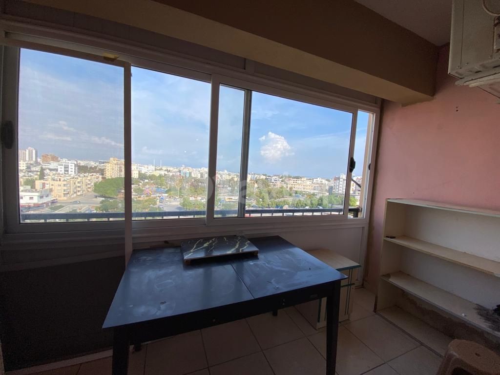 2+1 flat for rent in Özkaramandan city center