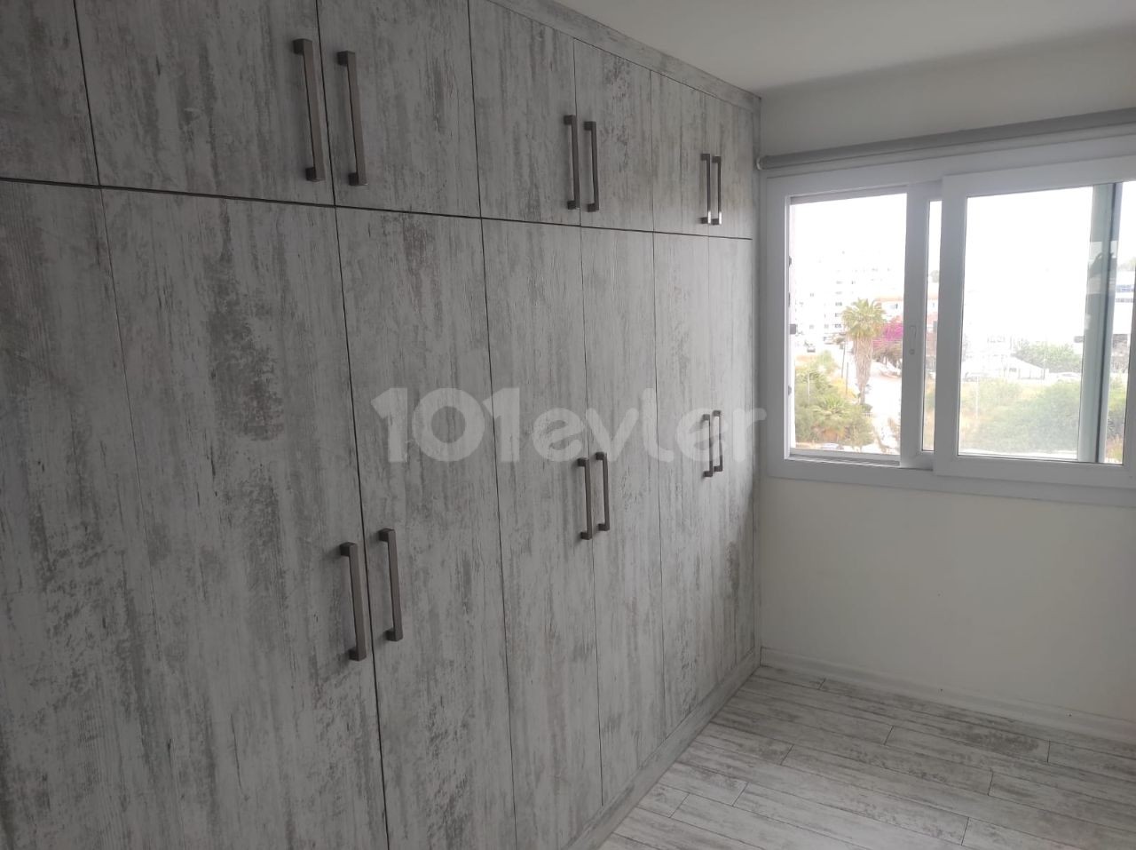 2+1 Penthouse zur Miete im zentralen Bereich von Famagusta von Özkaraman