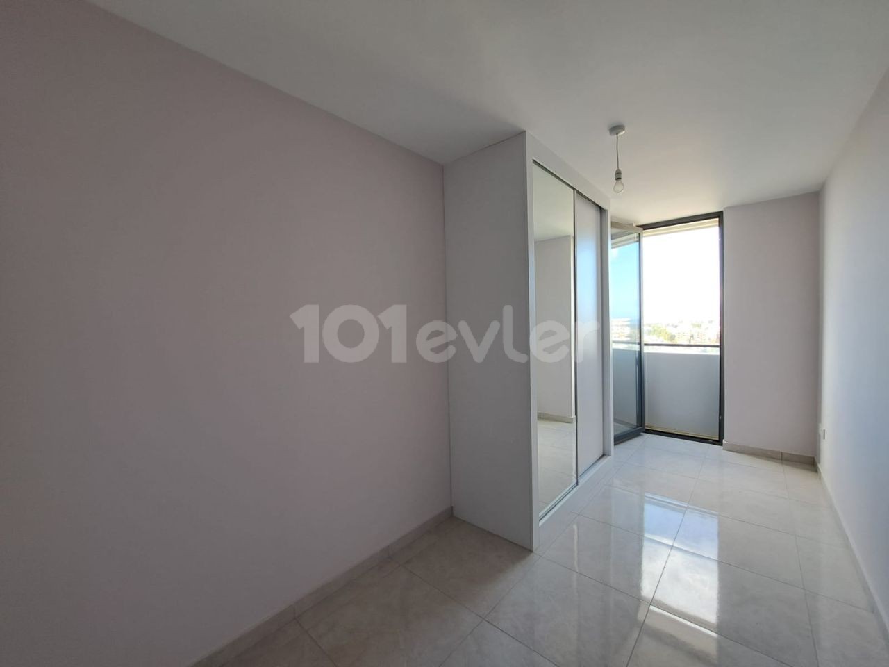 Urgent! 2+1 Flat for Sale in New Premier!