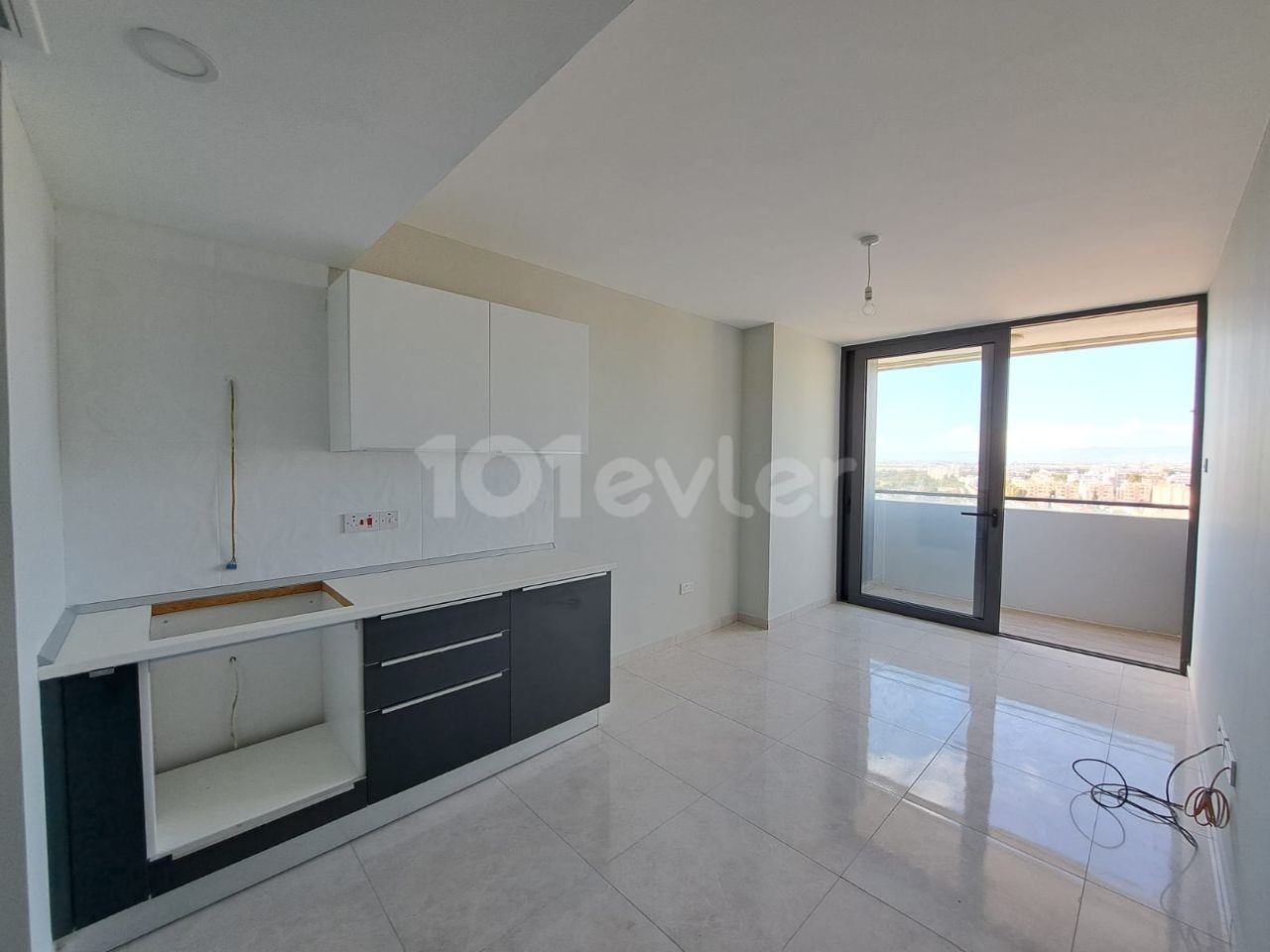 Urgent! 2+1 Flat for Sale in New Premier!