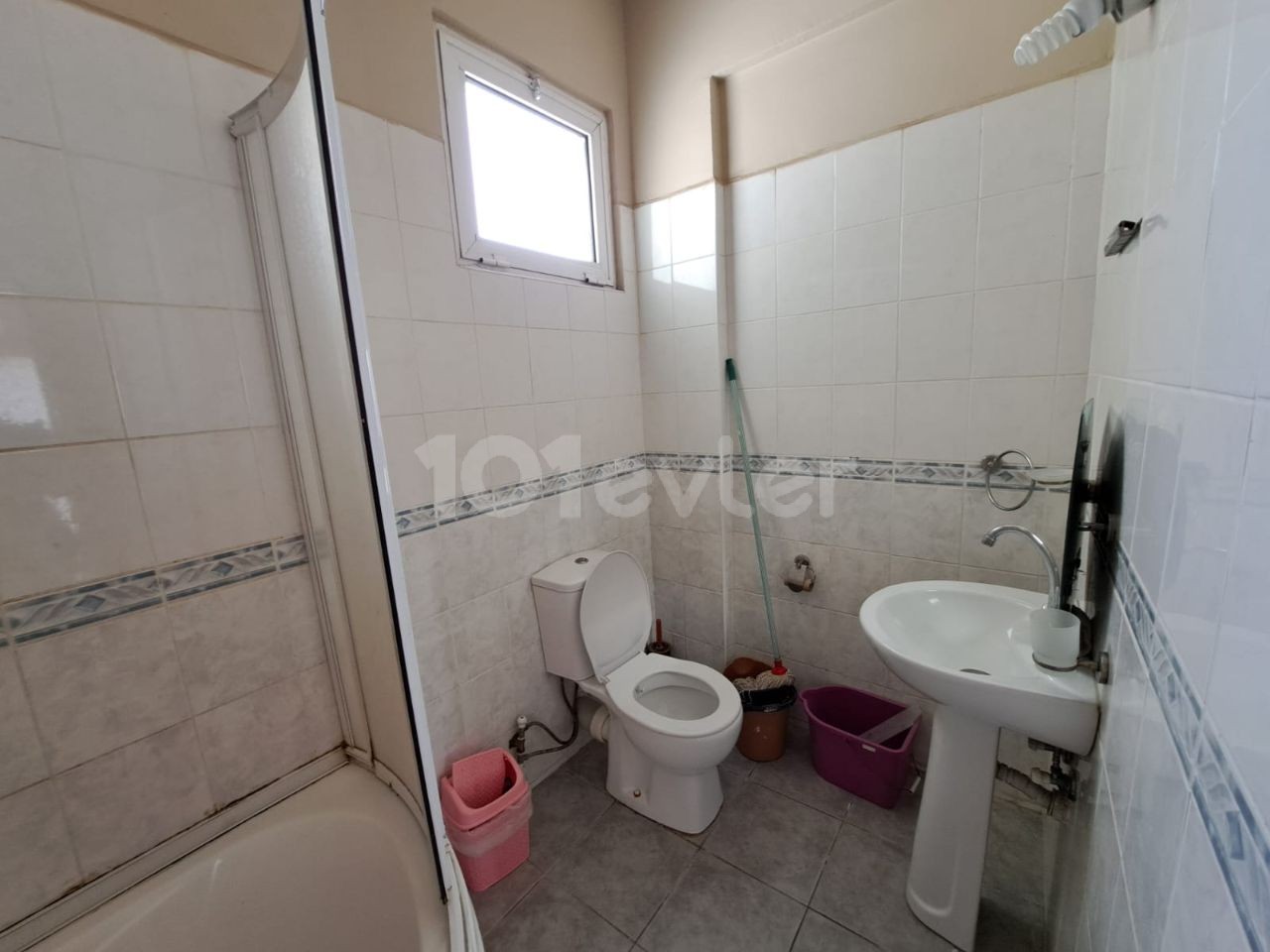 Salamis Caddesinde 3 Aylık Ödemeli 1+1 Kiralık Daire