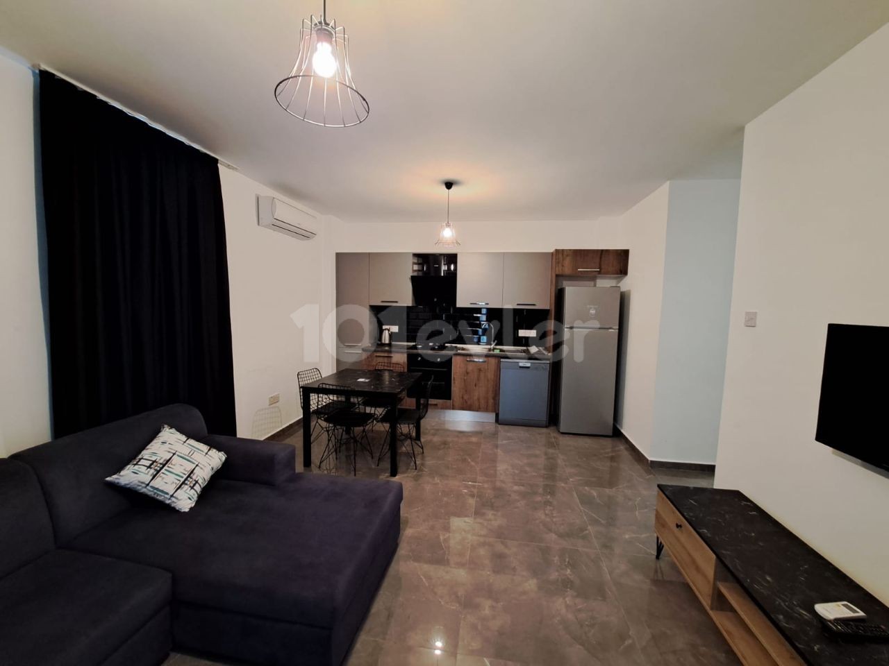 2+1 FULLY FURNISHED LUXURY FLAT FOR RENT IN GÜLSEREN