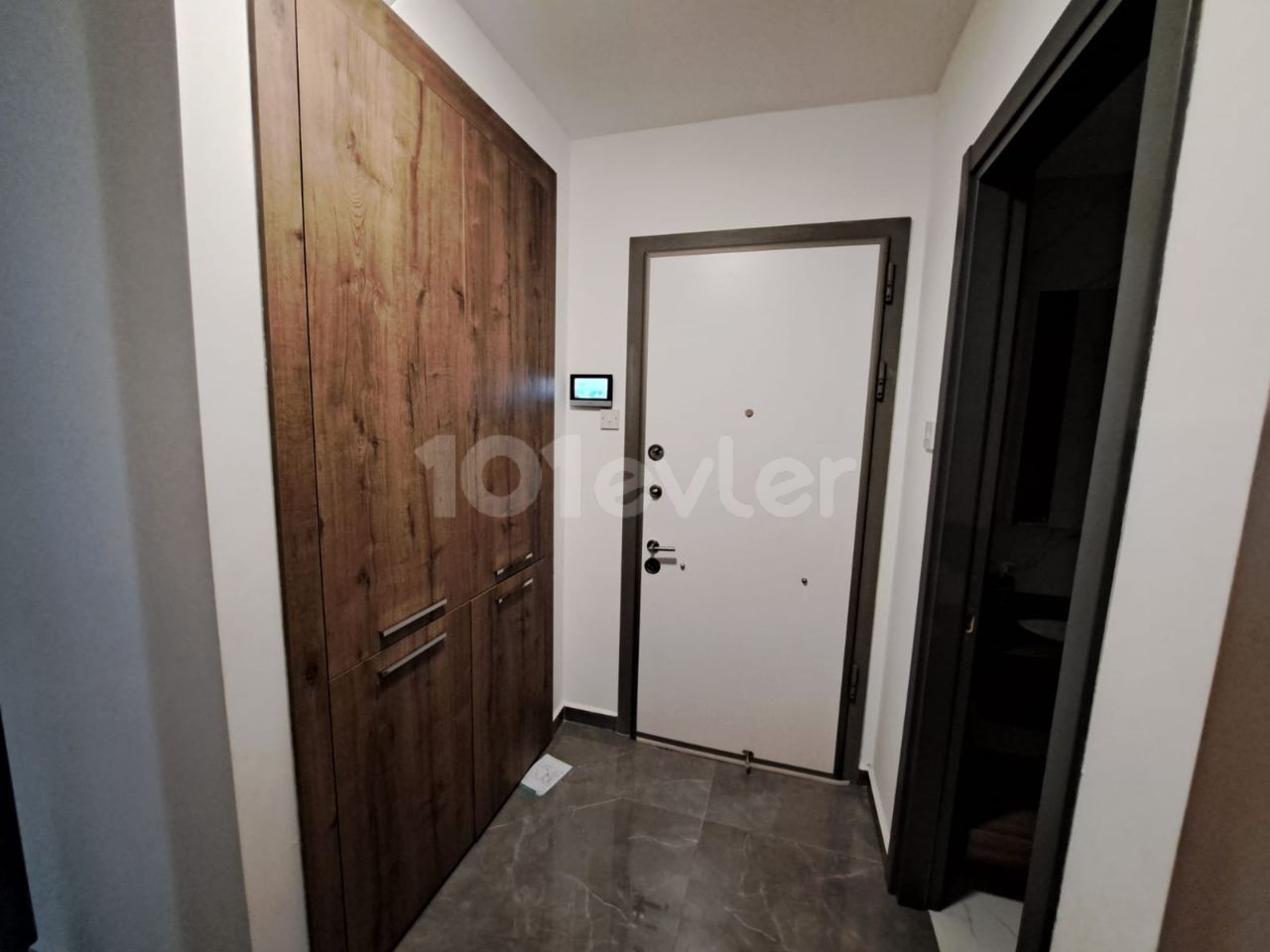 2+1 FULLY FURNISHED LUXURY FLAT FOR RENT IN GÜLSEREN