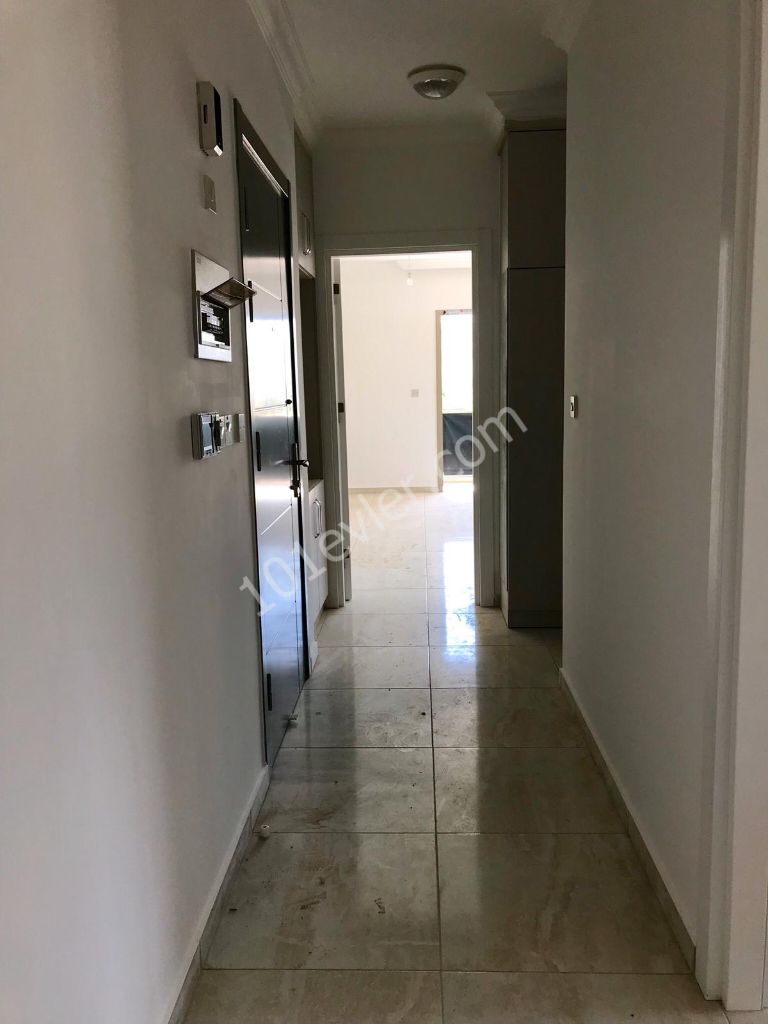 Flat For Sale in Aşağı Girne, Kyrenia