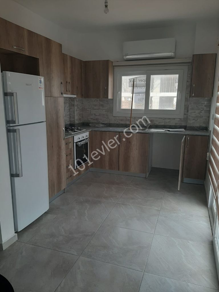 Flat To Rent in Çanakkale, Famagusta