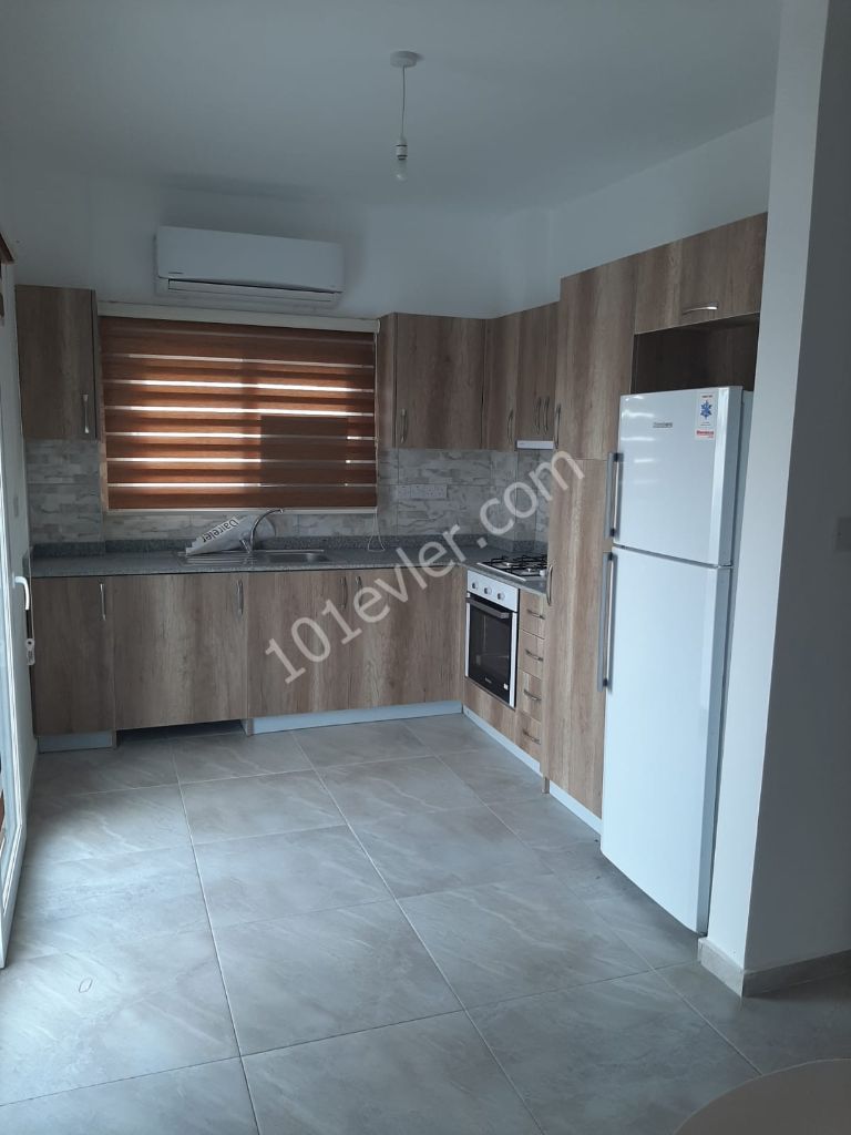 Flat To Rent in Çanakkale, Famagusta