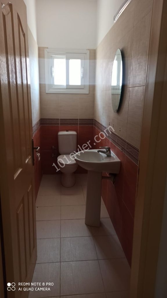 Semi Detached To Rent in Yeni Boğaziçi, Famagusta