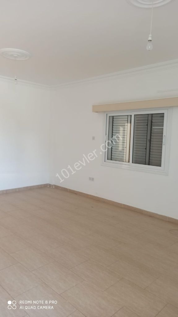 Semi Detached To Rent in Yeni Boğaziçi, Famagusta