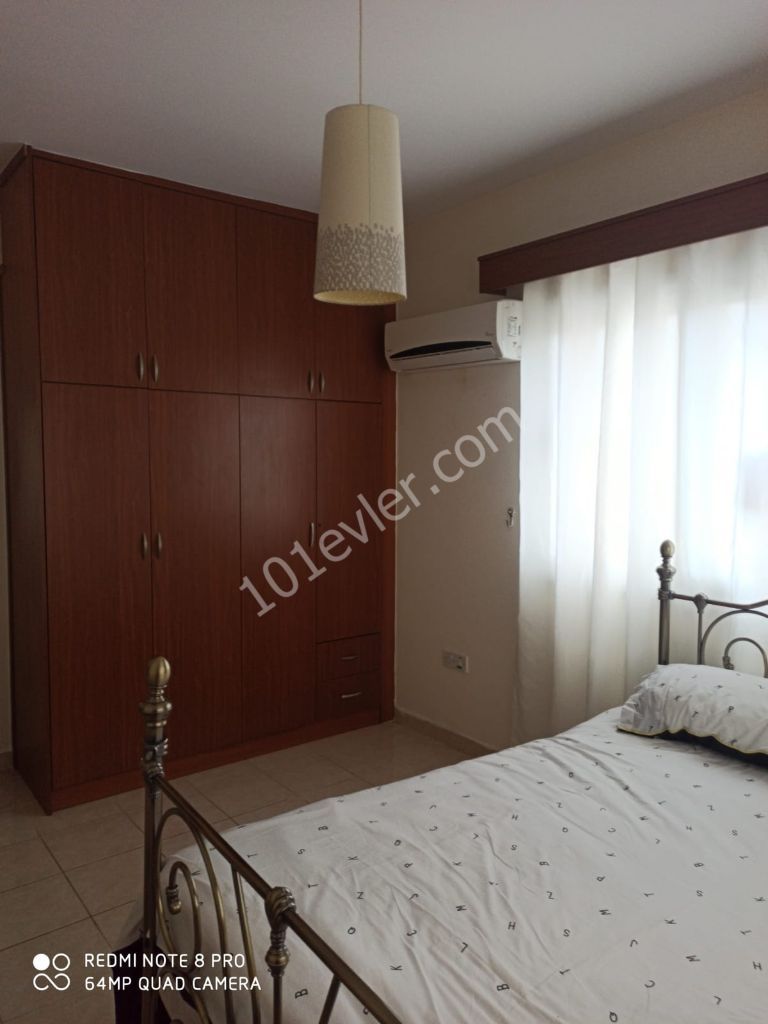 MAĞUSA ÇANAKKALE BÖLGESİNDE FULL EŞYALI KİRALIK ZEMİNKAT 3+1 DAİRE