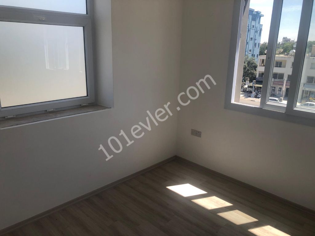 Flat To Rent in Mağusa Merkez, Famagusta