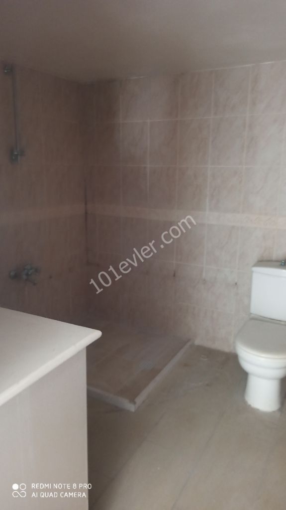 Flat To Rent in Yeni Boğaziçi, Famagusta