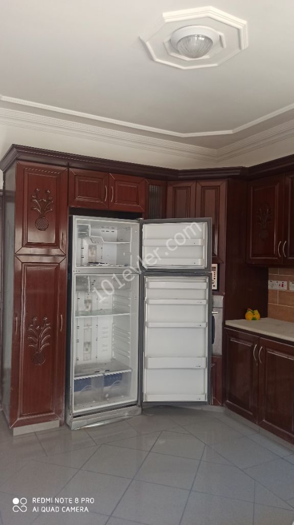 Flat To Rent in Yeni Boğaziçi, Famagusta