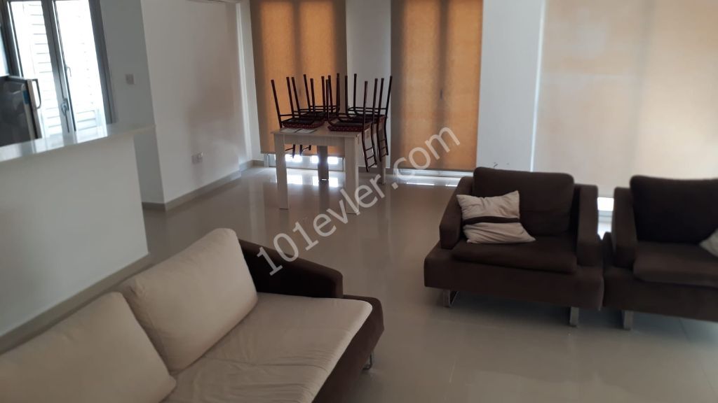 Flat To Rent in Mağusa Merkez, Famagusta