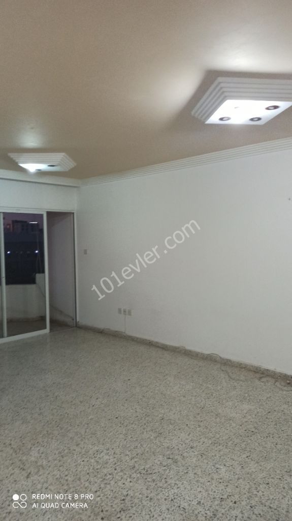 Flat To Rent in Çanakkale, Famagusta