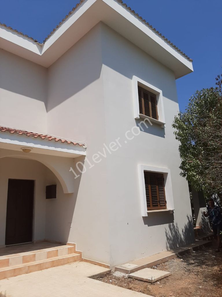 Villa To Rent in Yeni Boğaziçi, Famagusta
