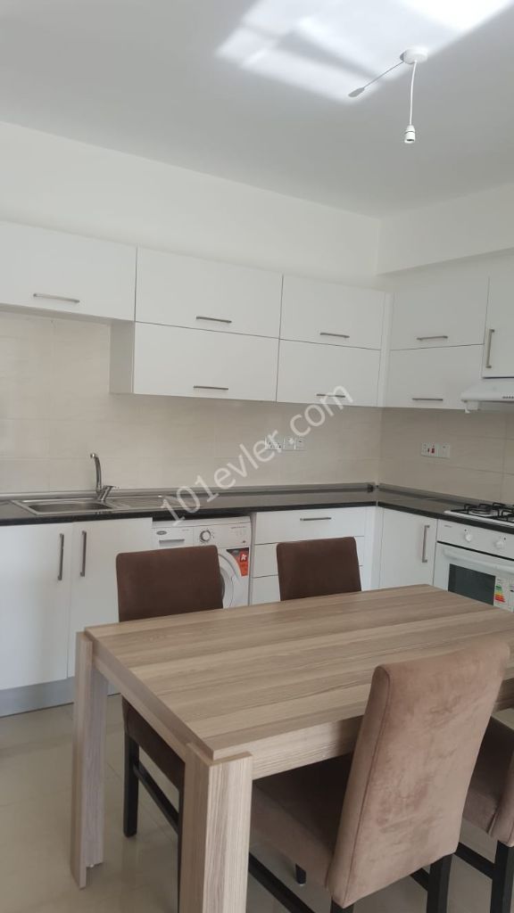 MAĞUSA MERKEZDE TERMİNAL CİVARI FULL EŞYALI 2+1 DAİRE