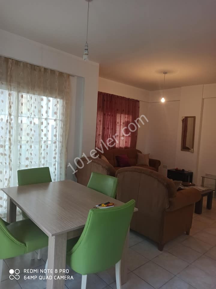 MAĞUSA MERKEZ GÜLSEREN BÖLGESİ  FULL EŞYALI GENİŞ 3+1 DAİRE 