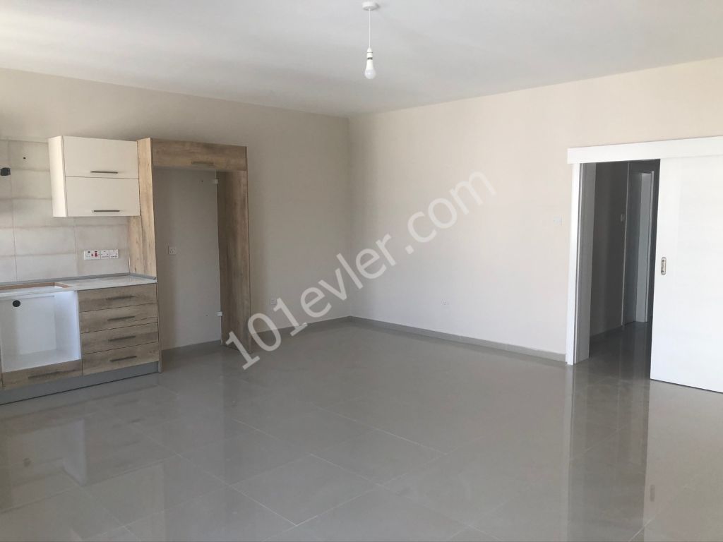 Flat To Rent in Yeni Boğaziçi, Famagusta