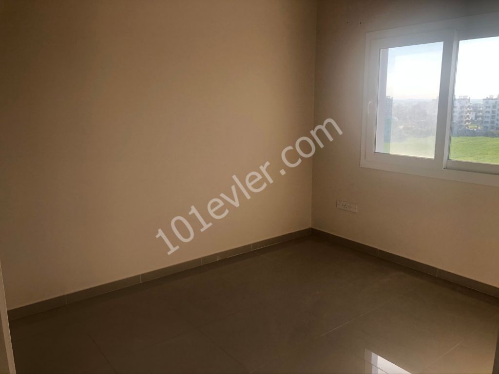 Flat To Rent in Yeni Boğaziçi, Famagusta