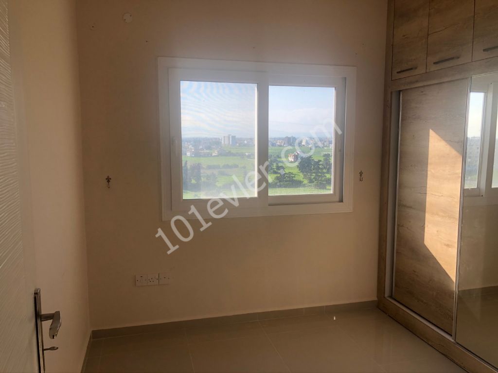 Flat To Rent in Yeni Boğaziçi, Famagusta