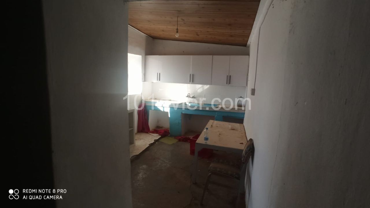 DETACHED VILLAGE HOUSE WITH GARDEN FOR SALE IN FAMAGUSTA MORMENEKSE VILLAGE ** 