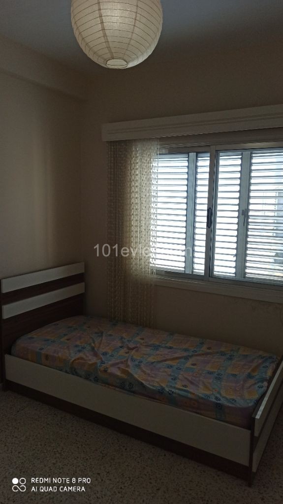 MAĞUSA MERKEZ'DE FULL EŞYALI 3+1 DAİRE 