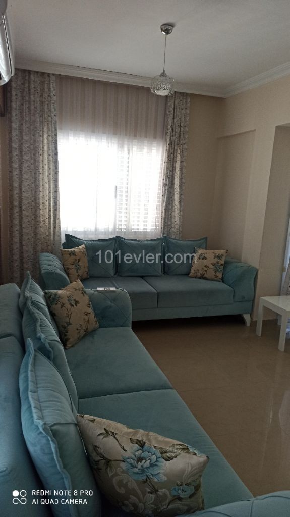 MAĞUSA MERKEZ'DE FULL EŞYALI 3+1 DAİRE 