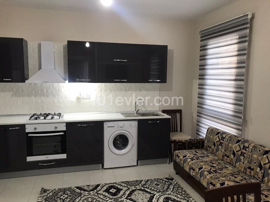 MAĞUSA MERKZDE FULL EŞYALI YENİ 1+1 DAİRE