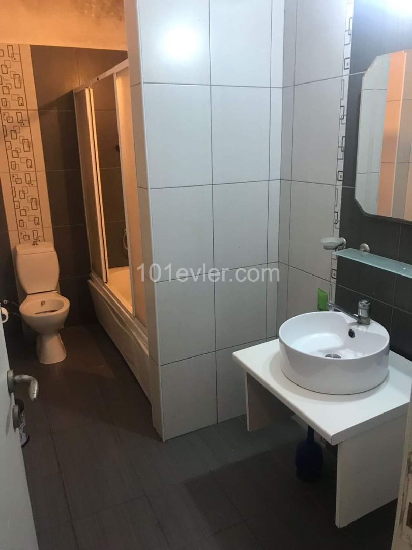 MAĞUSA MERKZDE FULL EŞYALI 3+1 DAİRE