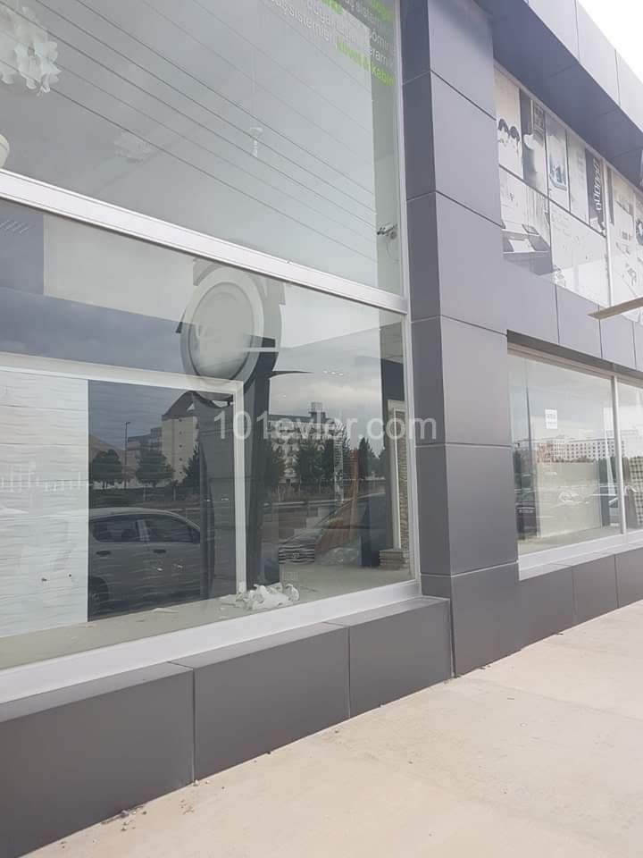 FAMAGUSTA REGION 600m2 WIDE SHOWROOM ON THE STREET BUSINESS PLACE ** 