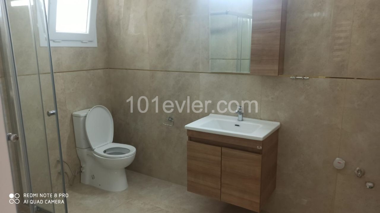 MAĞUSA GÜLSEREN BÖLGESİ DENİZ MANZARALI 3+1 SIFIR DAİRE  AİLE APARTMANI