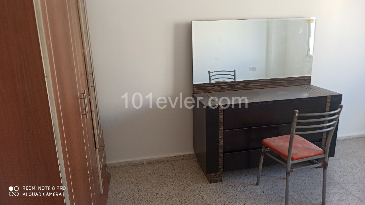 MAĞUSA KARAKOL BÖLGESİNDE KISMI EŞYALI 3+1 DAİRE 